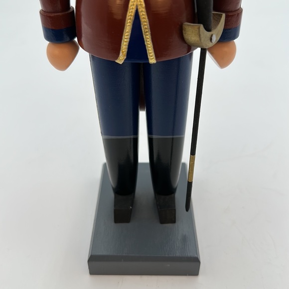KWO British Hussar Nutcracker - Picture 12 of 16